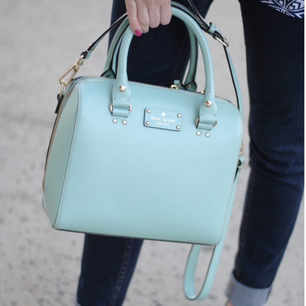 Kate Spade Wellesley Alessa Robins egg Leather Purse Bag